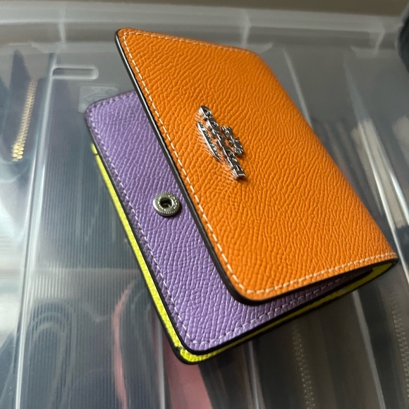 Coach Mini Wallet On Chain Bag in Colorblock Bright Yellow/Mandarin Leather NWT - Picture 8 of 11